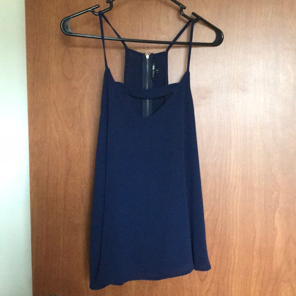 Navy top